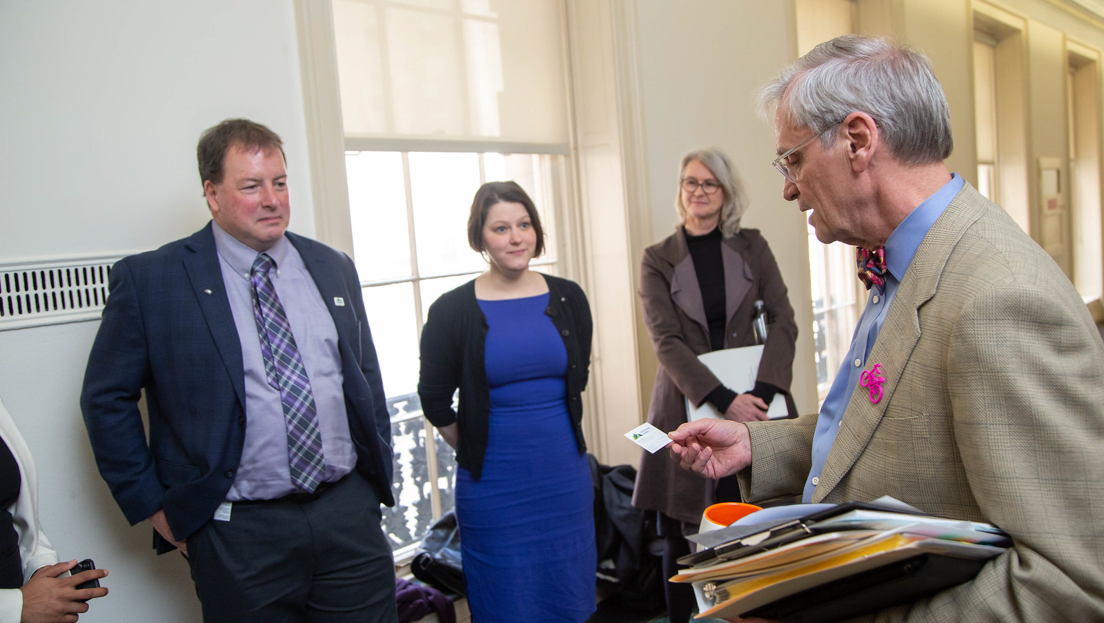 SfN members Ed Bilsky (left) and Mollie Marr (center), and SfN President Diane Lipscombe (center) meet with Rep. Earl Blumenauer (D-OR) during the 2019 Capitol Hill Day.